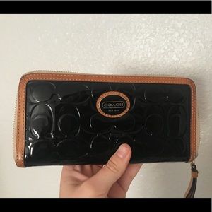 Coach wallet
